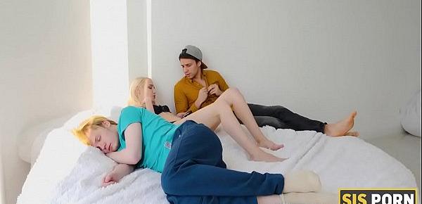  SIS.PORN. Girl invites stepbrother in bed for sex because boyfriend cant do anything